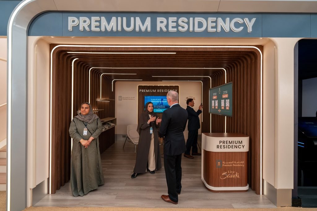 Entitlement to Obtain Visit Visas for Relatives in Saudi Arabia